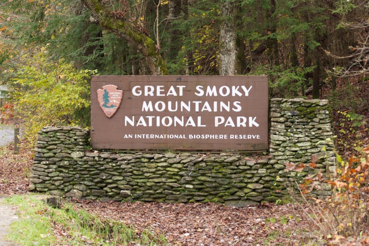 蓋特林堡Smoky Mountain Gem别墅 外观 照片